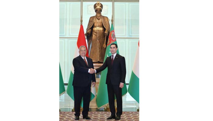 wiktor-orban-victor-hungarin-PM-turkmenistan-president-10-06