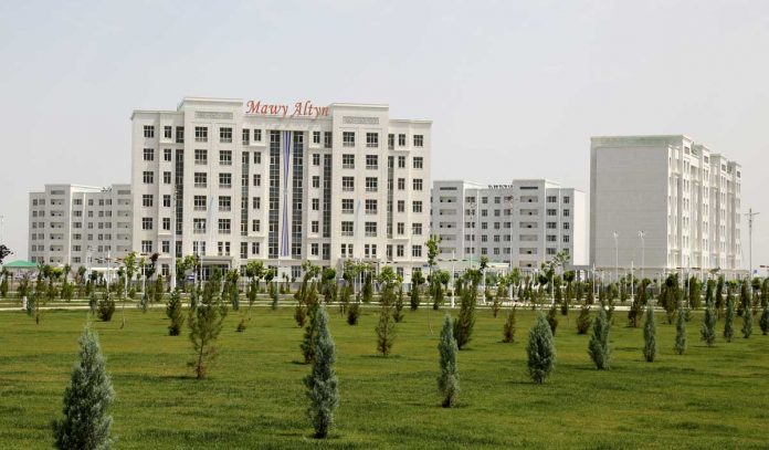 arkadag-city-park-green--5X2A5228