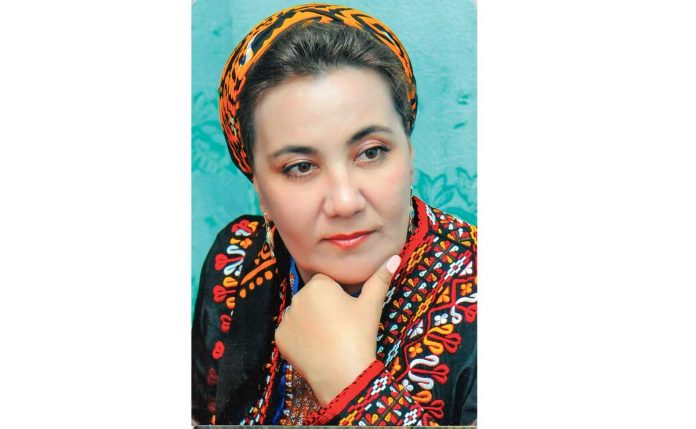 aysoltan-kowusowa-turkmen-artist