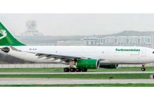 “Türkmenistan” awiakompaniýasy uçarbeletleri okuwyna kabul edýär