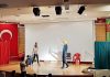 «Ýeňme» организовала премьеру спектакля «Дорога домой»