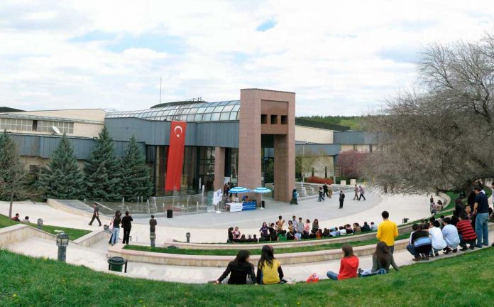 metu-odtu-kampus-campus-university-in-turkey