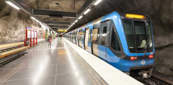train-metro-subway