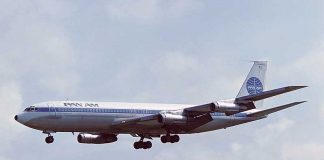 “Boeing 707” ýolagçy uçarynyň ilkinji gatnawy amala aşyryldy