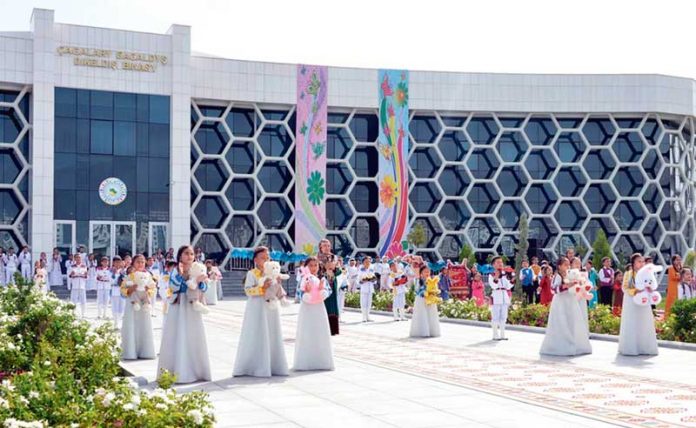 cagalary-sagaldysh-dikeldish-arkadag-city