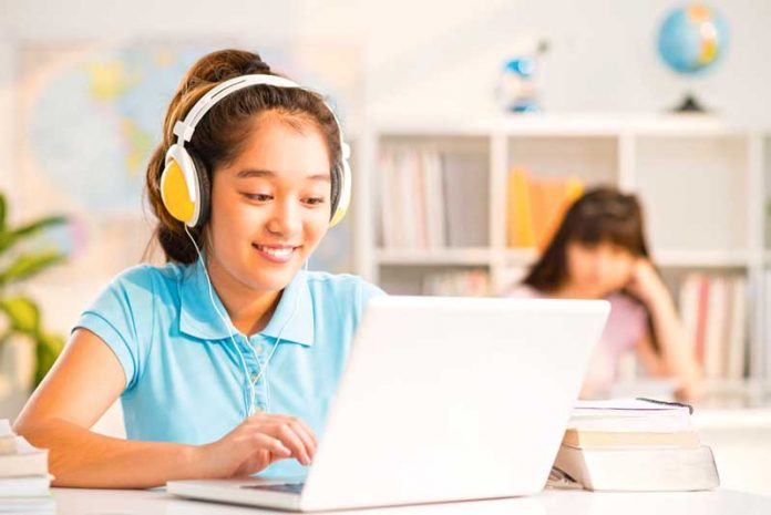 child-learning-language-education-bilim-owrenmek-okuw