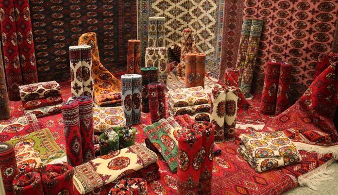haly-turkmen-carpet-5X2A4675