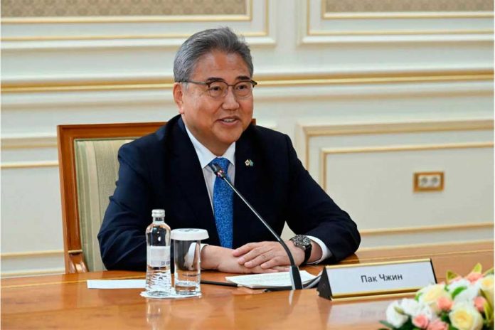 koreyanyn-dasary-isler-ministri-pak-jin-asgabatda-geciriljek-foruma-gatnasmak-ucin-turkmenistana-geler-