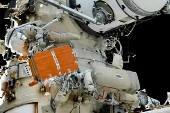 oleg kononenko nikolai chub space walk kosmos