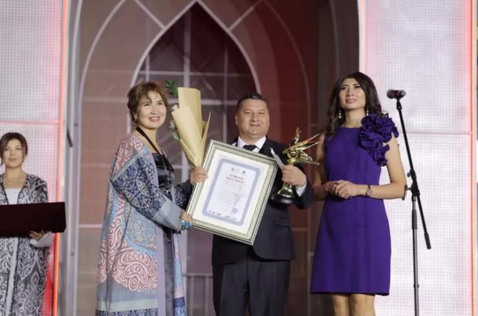 sahysalyh-bayramow-turksoy-dashkent-tashkent-kinofestiwal-yorite-bayrak-prize