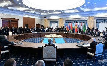 Президент Туркменистана предложил обсудить вопросы долговых обязательств и взаиморасчётов