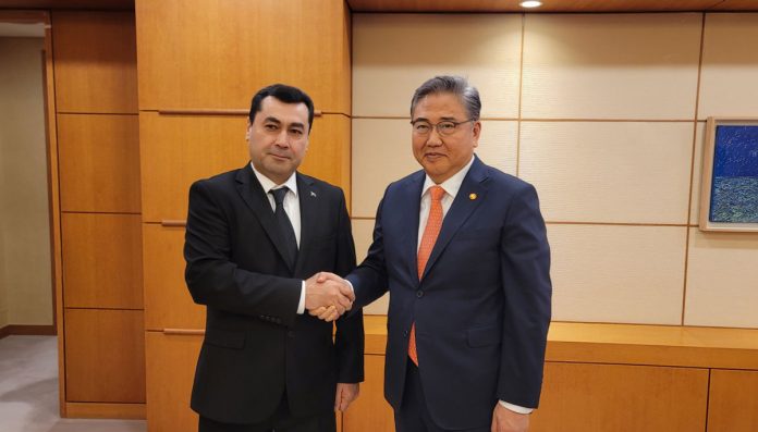 turkmen-ambassador-to-s-korea-and-mfa-ilci