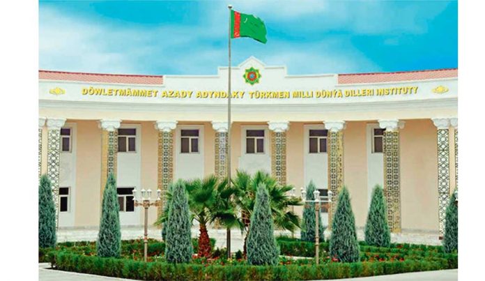 azady-adyndaky-turkmen-milli-dunya-dilleri-instituty-aprial