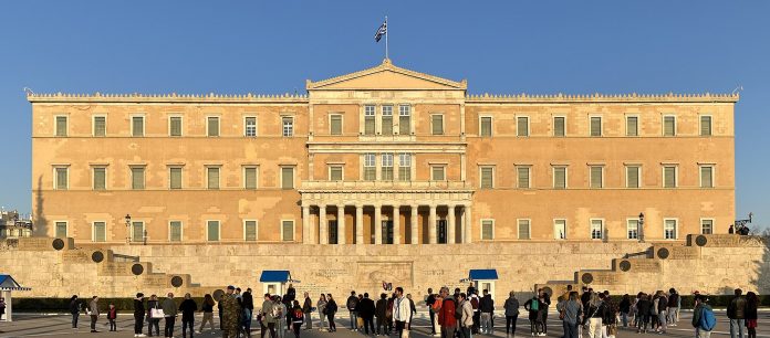 Ancien_Palais_Royal_-_Athènes_(GRA1)_-_2022-03-26_-_1 greece