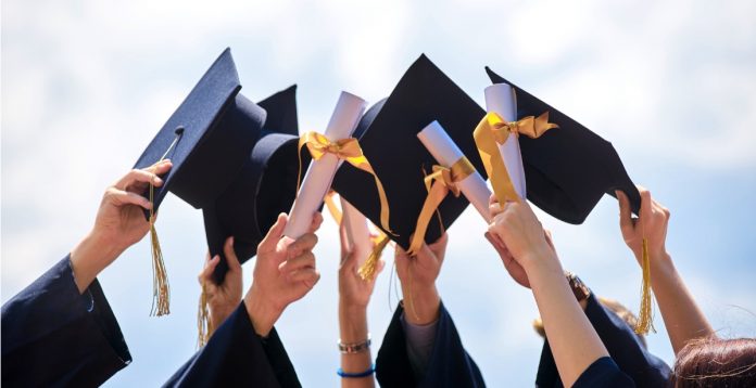 graduation ucurym mezuniyet uniwersitet university college