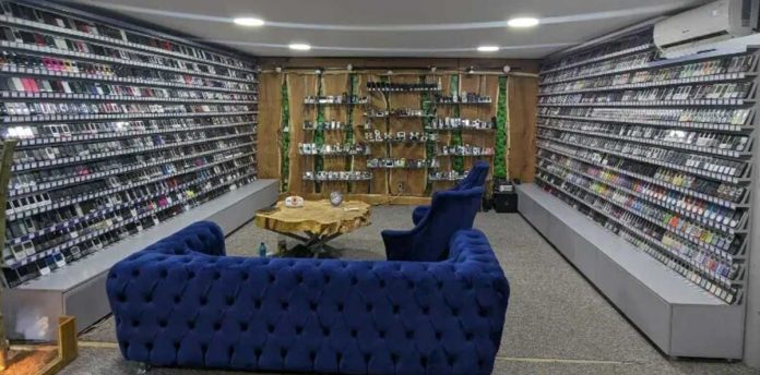 record-phones-telephone-smartphone
