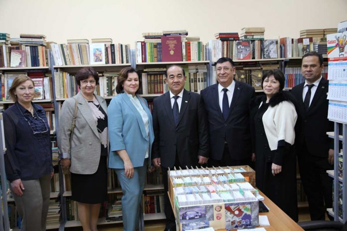 Национальном-институте-образования-Туркменистана-Türkmenistanyň-Milli-bilim-instituty-IMG_7124