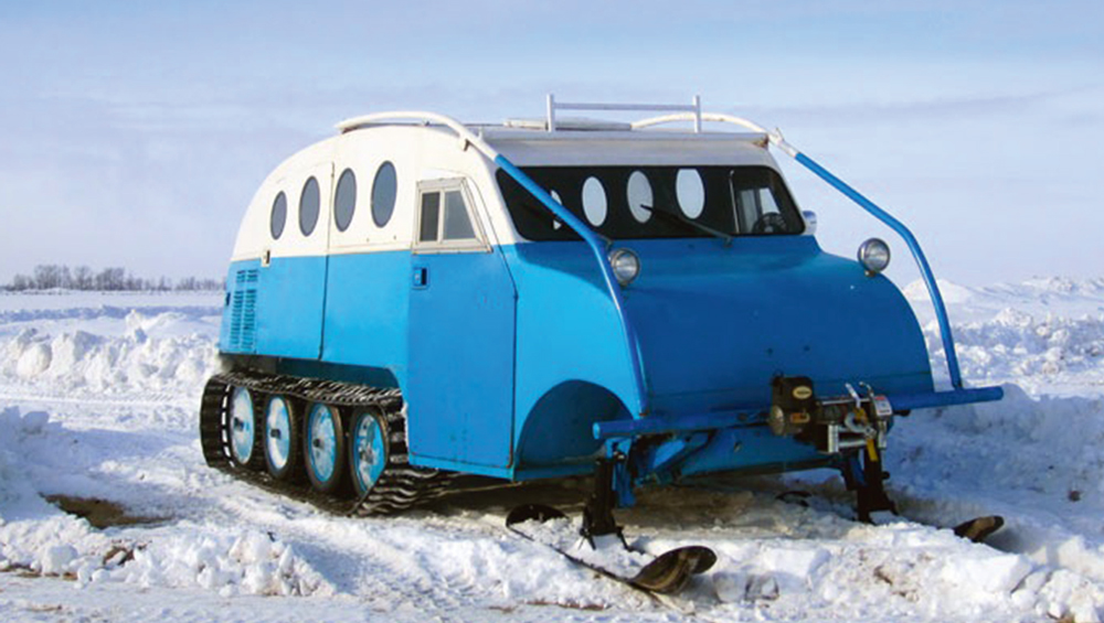 Bombardier-B-12-snowmobil