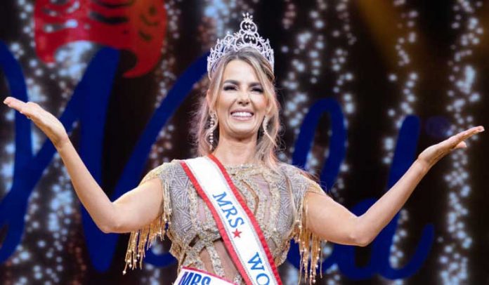 Mrs-World-2023-is-Julia-Schnelle-of-Germany