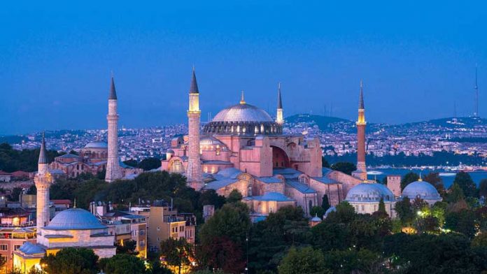 haghia-sofia-istanbul-turkey-ayasofya