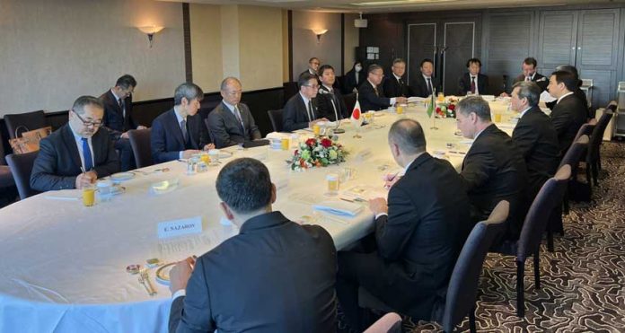 japan-yapon-ishewur-busines