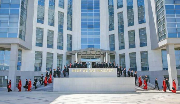 halkara-nebit-we-gaz-uniwersiteti