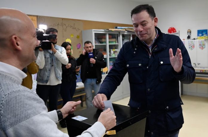 Luis Montenegro portugal election party leader