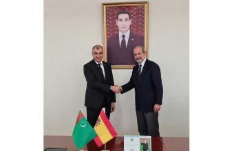 Замглавы МИД Туркменистана провел встречу с Послом Испании