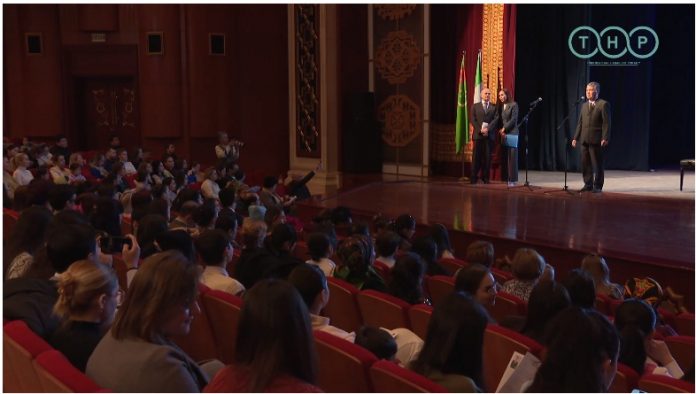 thp italyan turkmen konsert