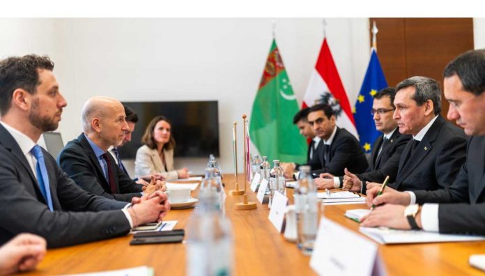 turkmenistan-austria-meetting-dd