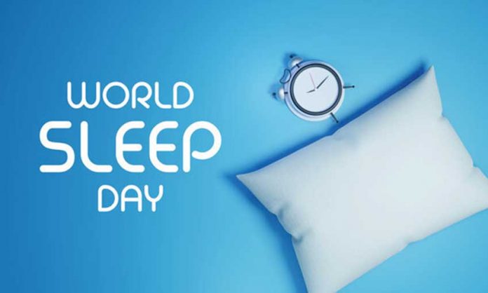 world-sleet-day-dunya uky guni yassyk-sagat-time-pillow