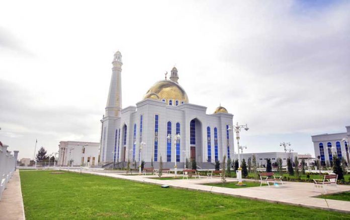 cami-turkmen-mosque-metjit-01