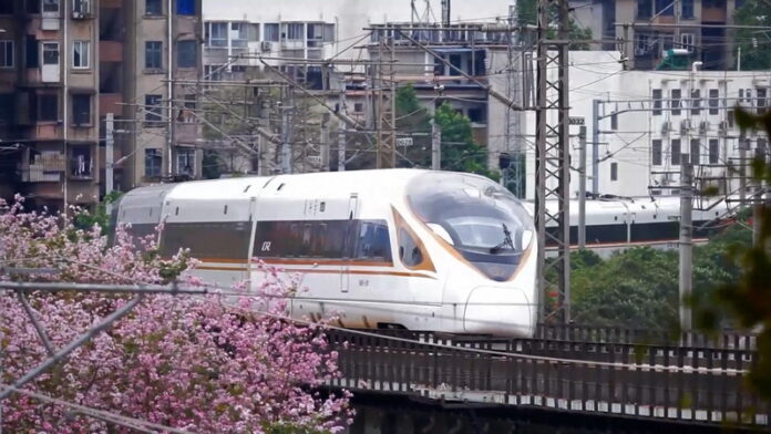 china chinese train
