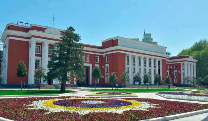 dushanbe-tajikistan-namyondagon-mejlis