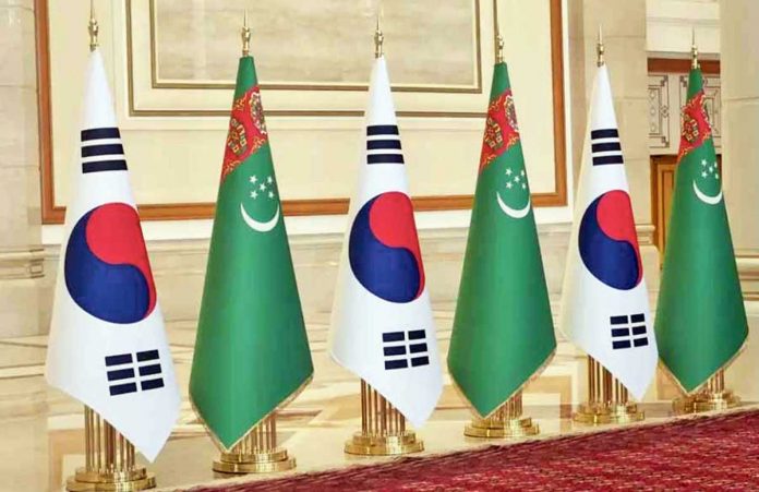 turkmen-korey-korea-flags-baydak