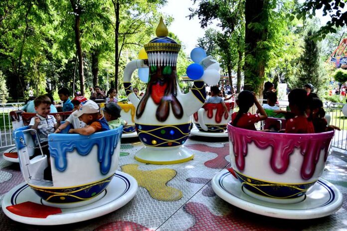 1nji-park-ashgabatseyilgahi-chagalar-guni-день-детей