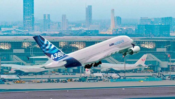 airport-airbus_a380