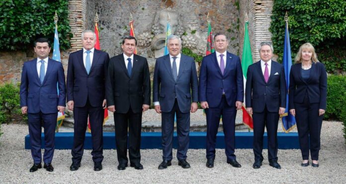 central-asia-italy-meetting-YaXyvjpEqjk1WaGlVVSJ6ANeJsPbd7-1500x800
