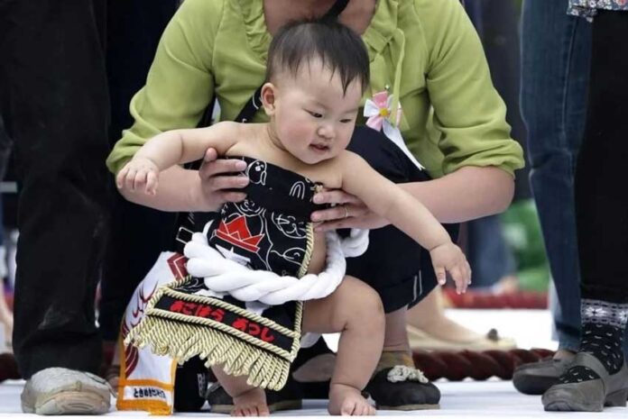 festival-crying-babies-japan