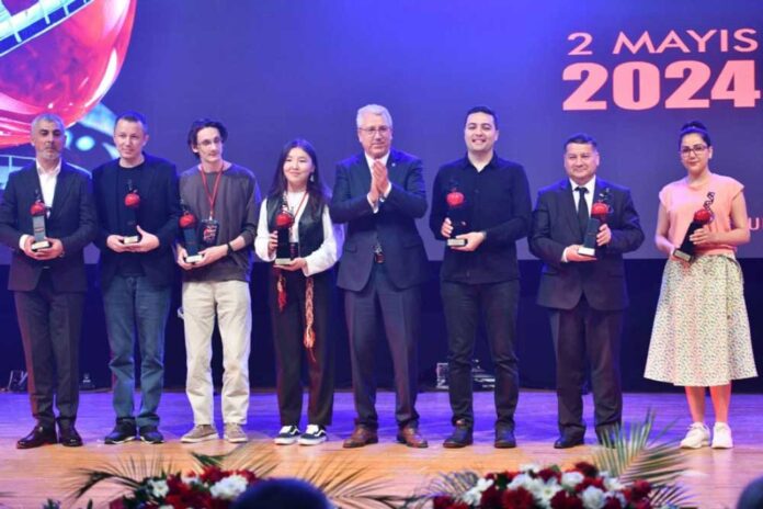 uluslararasi-turan-film-festivali-kino