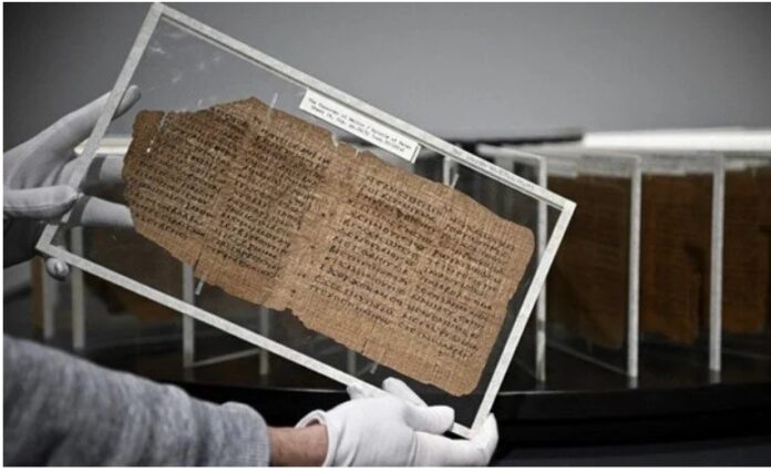 old oldest book of christianity gadymy kitap