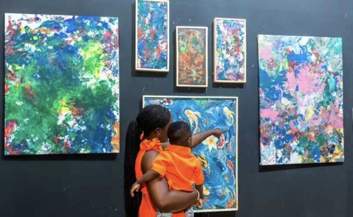 smallest-painter-from-ghana