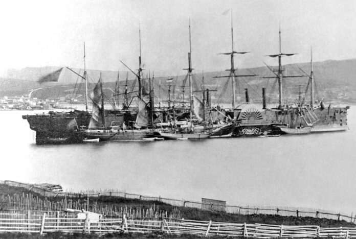 Great_Eastern_1866-telegraph-cable-ironing-jpg