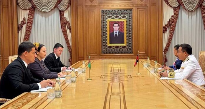 cambogian-ambassador-to-turkmenistan-parliament