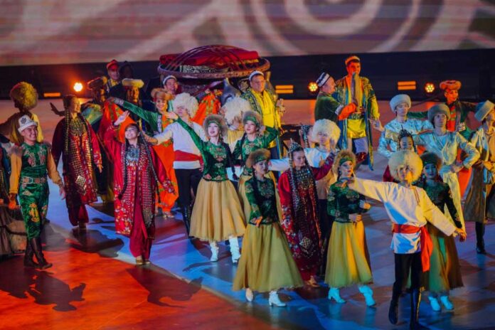 nomad-games-turkmen-team-kazakh-charwadarlar-oyunlary