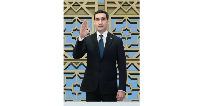 serdar-berdimuhamedov-garashsyzlyk-parad-33-yyllyk-28-09-003