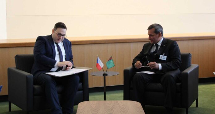 turkmen-czechoslovakia-in-un