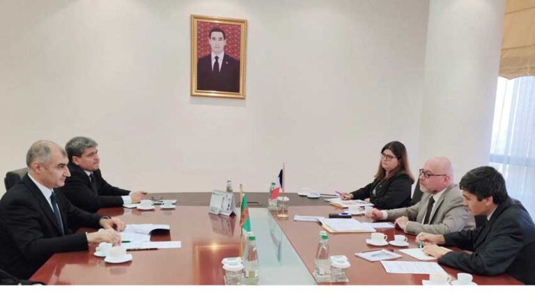 Türkmenistanyň DIM-de Fransiýanyň Ilçisi bilen duşuşyk geçirildi