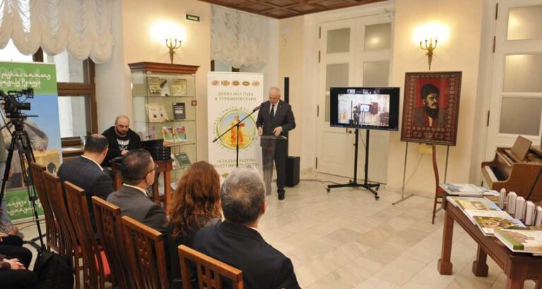 «Magtymguly we onuň dünýä medeniýetindäki orny» atly halkara ylmy-amaly maslahat geçirildi