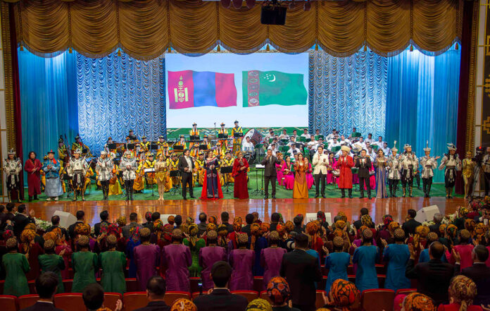 turkmen mongol konsert 131024-17